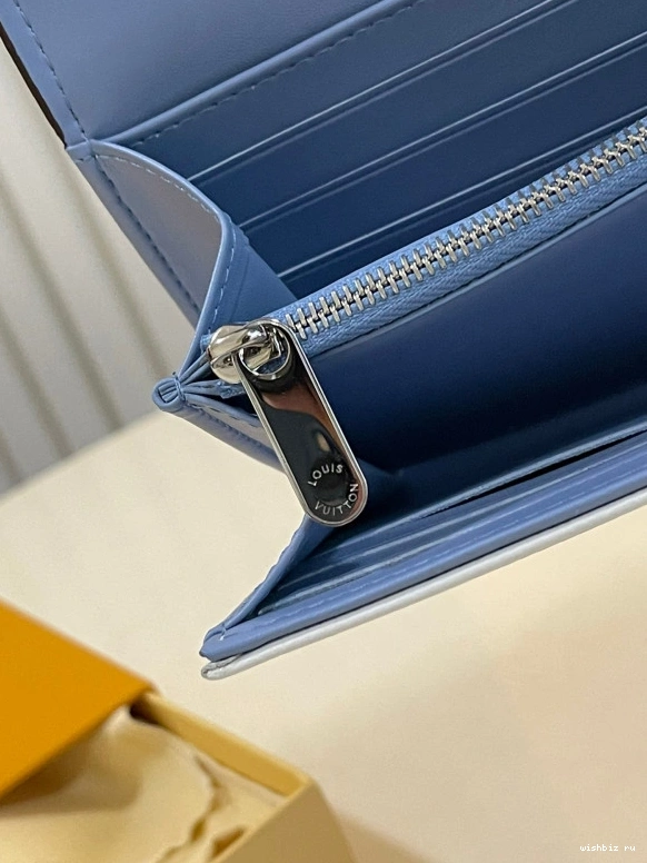 WIS VUITTON WALLET LOUIS IRIS 0128